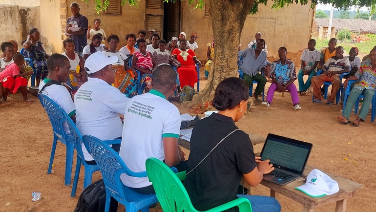 Visite de sensibilisation aux Agriculteurs  de N’GATTAKRO